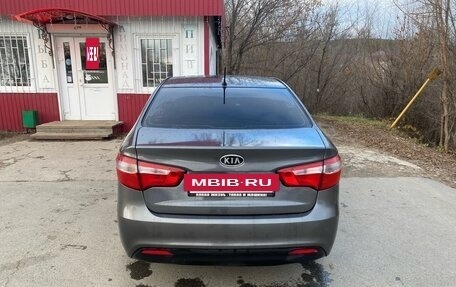 KIA Rio III рестайлинг, 2012 год, 900 000 рублей, 4 фотография