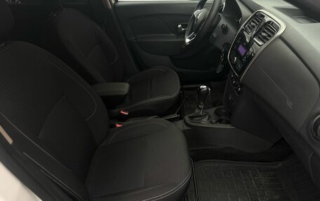 Renault Logan II, 2021 год, 990 000 рублей, 12 фотография