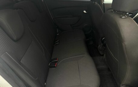 Renault Logan II, 2021 год, 990 000 рублей, 13 фотография