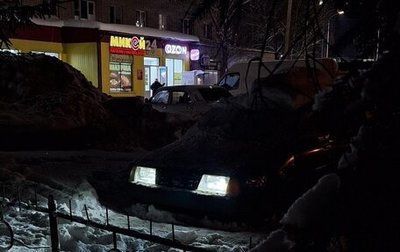 ИЖ 21261 «Фабула», 2004 год, 70 000 рублей, 1 фотография