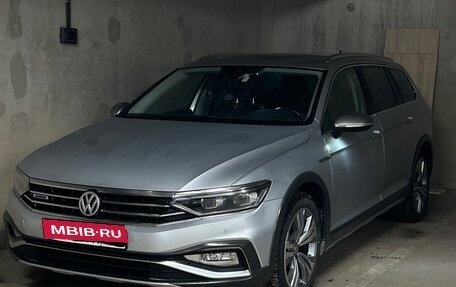 Volkswagen Passat B8 рестайлинг, 2020 год, 3 240 000 рублей, 1 фотография