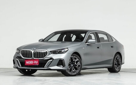 BMW 5 серия, 2025 год, 8 800 000 рублей, 1 фотография