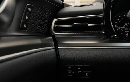 KIA K5, 2021 год, 3 030 000 рублей, 30 фотография