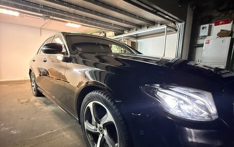 Mercedes-Benz E-Класс, 2020 год, 4 398 000 рублей, 2 фотография