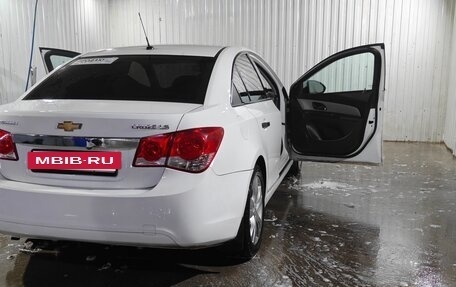 Chevrolet Cruze II, 2013 год, 950 000 рублей, 3 фотография