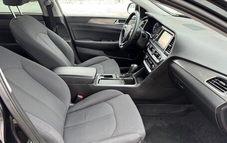 Hyundai Sonata VII, 2017 год, 1 695 000 рублей, 10 фотография