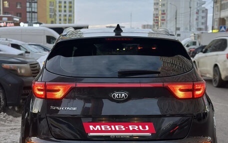 KIA Sportage IV рестайлинг, 2018 год, 2 000 000 рублей, 7 фотография