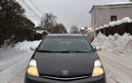 Toyota Prius, 2009 год, 650 000 рублей, 3 фотография