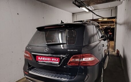 Mercedes-Benz M-Класс, 2015 год, 2 485 000 рублей, 3 фотография