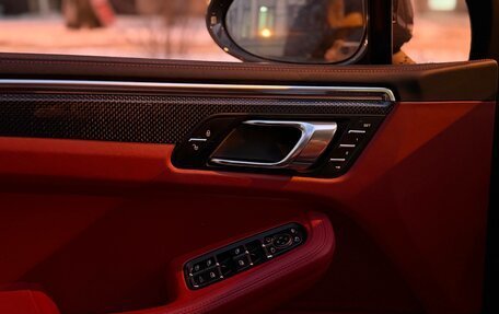 Porsche Macan I рестайлинг, 2014 год, 4 200 000 рублей, 17 фотография