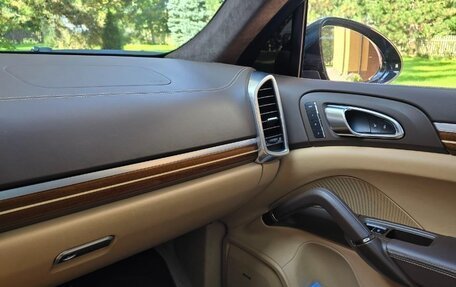 Porsche Cayenne III, 2015 год, 5 390 000 рублей, 23 фотография