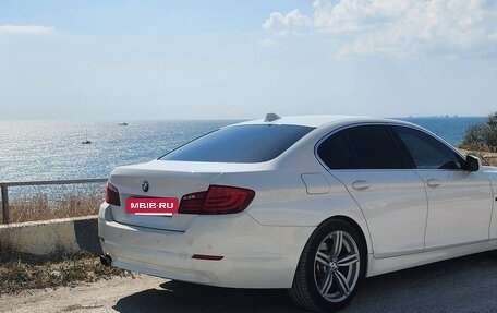 BMW 5 серия, 2011 год, 2 фотография