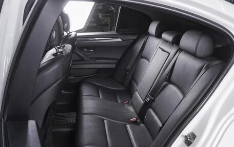 BMW 5 серия, 2011 год, 11 фотография