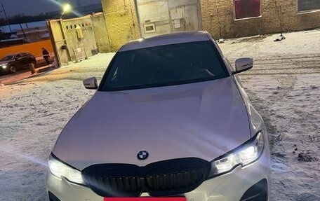 BMW 3 серия, 2019 год, 2 950 000 рублей, 26 фотография
