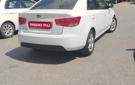 KIA Cerato III, 2010 год, 850 000 рублей, 4 фотография