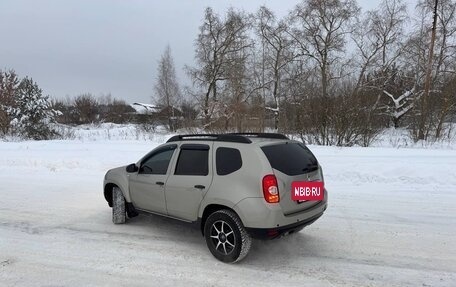 Renault Duster I рестайлинг, 2014 год, 890 000 рублей, 3 фотография