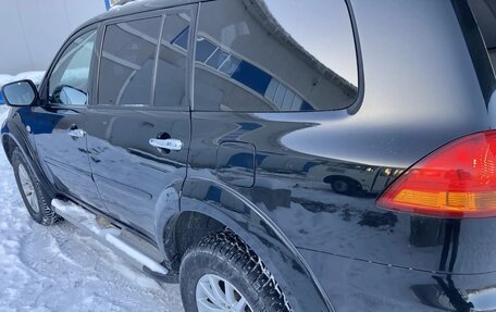 Mitsubishi Pajero Sport II рестайлинг, 2010 год, 1 400 000 рублей, 3 фотография