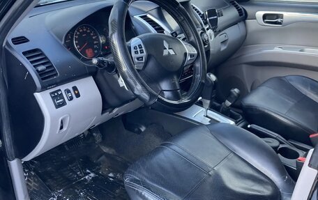 Mitsubishi Pajero Sport II рестайлинг, 2010 год, 1 400 000 рублей, 9 фотография