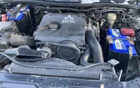 Mitsubishi Pajero Sport II рестайлинг, 2010 год, 1 400 000 рублей, 8 фотография