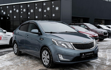 KIA Rio III рестайлинг, 2012 год, 840 000 рублей, 2 фотография