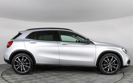 Mercedes-Benz GLA, 2019 год, 2 999 000 рублей, 4 фотография