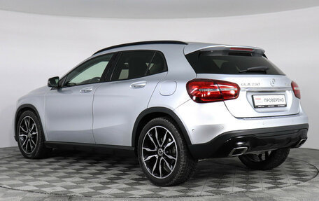 Mercedes-Benz GLA, 2019 год, 2 999 000 рублей, 7 фотография