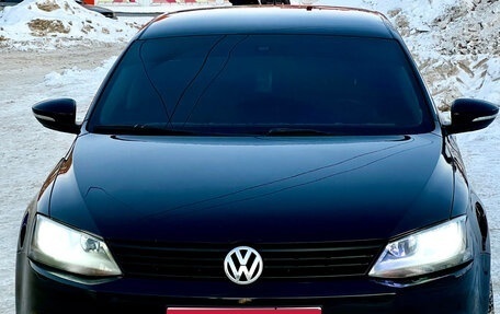 Volkswagen Jetta VI, 2012 год, 950 000 рублей, 1 фотография