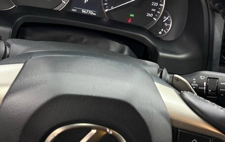 Lexus RX IV рестайлинг, 2021 год, 5 200 000 рублей, 14 фотография