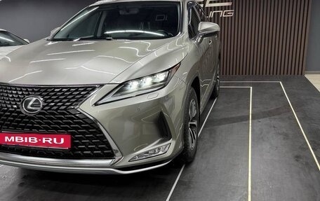Lexus RX IV рестайлинг, 2021 год, 5 200 000 рублей, 10 фотография