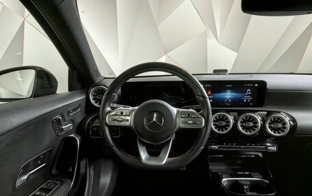 Mercedes-Benz A-Класс AMG, 2021 год, 4 095 000 рублей, 20 фотография