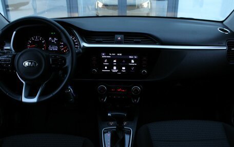 KIA Rio IV, 2021 год, 1 822 000 рублей, 12 фотография