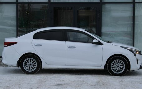 KIA Rio IV, 2021 год, 1 822 000 рублей, 2 фотография