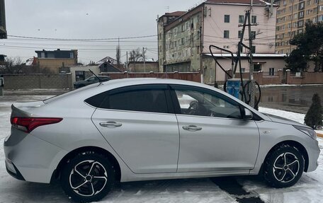 Hyundai Solaris II рестайлинг, 2017 год, 1 370 000 рублей, 12 фотография