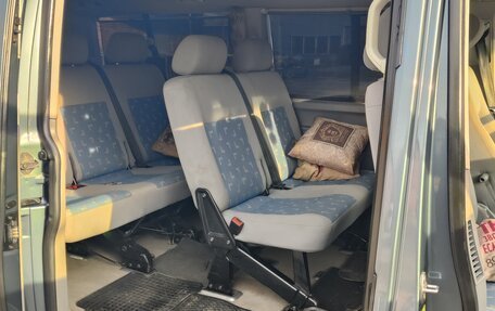 Volkswagen Caravelle T5, 2006 год, 850 000 рублей, 5 фотография