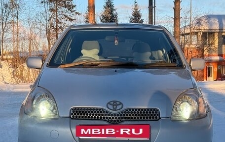 Toyota Vitz, 2000 год, 510 000 рублей, 2 фотография