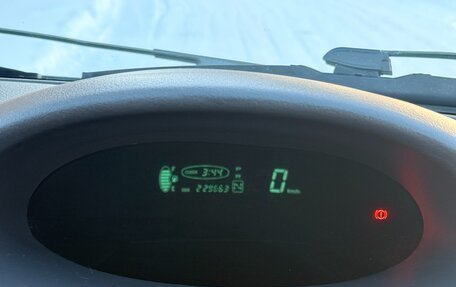 Toyota Vitz, 2000 год, 510 000 рублей, 17 фотография