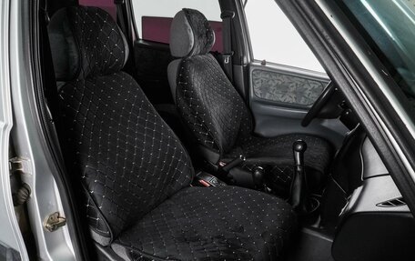 Chevrolet Niva I рестайлинг, 2004 год, 649 000 рублей, 8 фотография