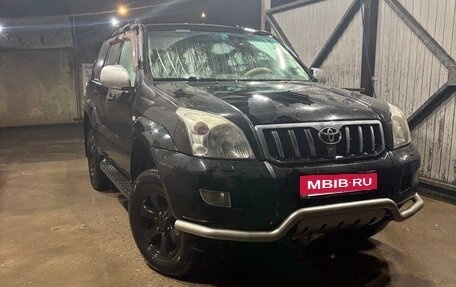 Toyota Land Cruiser Prado 120 рестайлинг, 2003 год, 2 450 000 рублей, 3 фотография