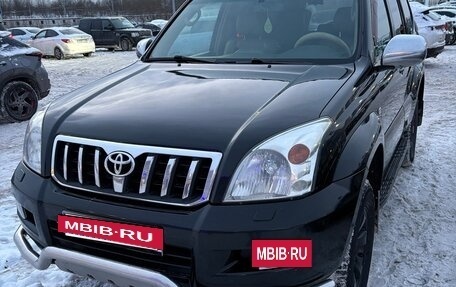 Toyota Land Cruiser Prado 120 рестайлинг, 2003 год, 2 450 000 рублей, 2 фотография