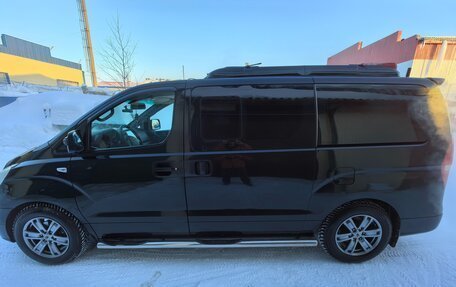 Hyundai Grand Starex Grand Starex I рестайлинг 2, 2012 год, 1 700 000 рублей, 5 фотография