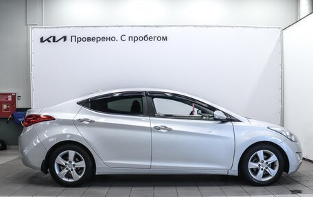 Hyundai Avante, 2010 год, 850 000 рублей, 5 фотография