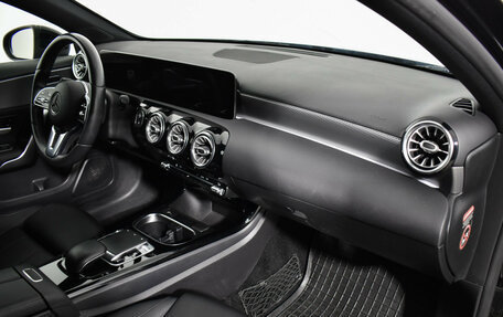 Mercedes-Benz A-Класс, 2019 год, 2 529 000 рублей, 12 фотография