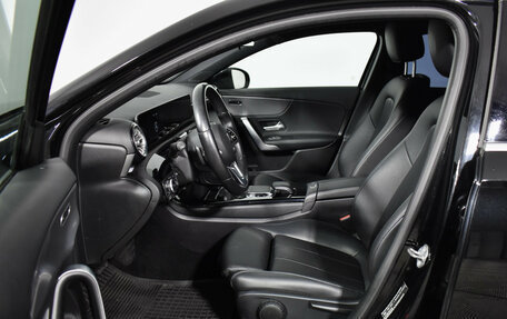 Mercedes-Benz A-Класс, 2019 год, 2 529 000 рублей, 10 фотография