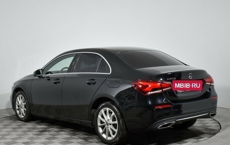 Mercedes-Benz A-Класс, 2019 год, 2 529 000 рублей, 7 фотография