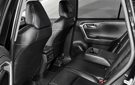 Toyota RAV4, 2019 год, 3 290 000 рублей, 16 фотография