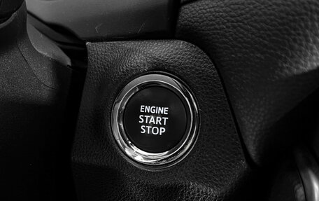 Toyota RAV4, 2019 год, 3 290 000 рублей, 32 фотография