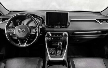 Toyota RAV4, 2019 год, 3 290 000 рублей, 30 фотография