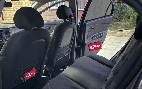 KIA Rio II, 2010 год, 500 000 рублей, 9 фотография