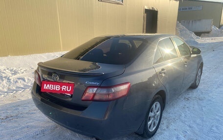 Toyota Camry, 2010 год, 1 050 000 рублей, 4 фотография