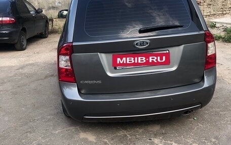 KIA Carens III (RP), 2011 год, 750 000 рублей, 3 фотография